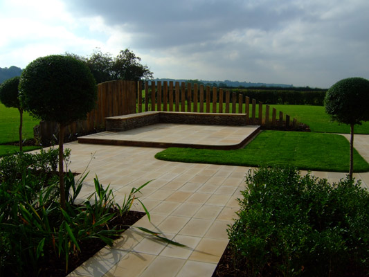 Sawn Stone Paving and Oak Windbreak - Nottinghamshire